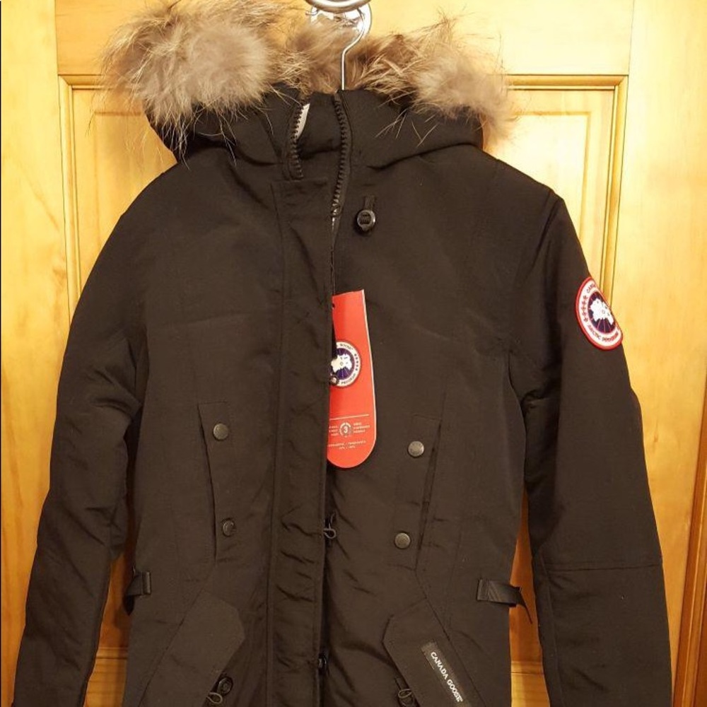 Canada Goose Women's Victoria Parka Coat